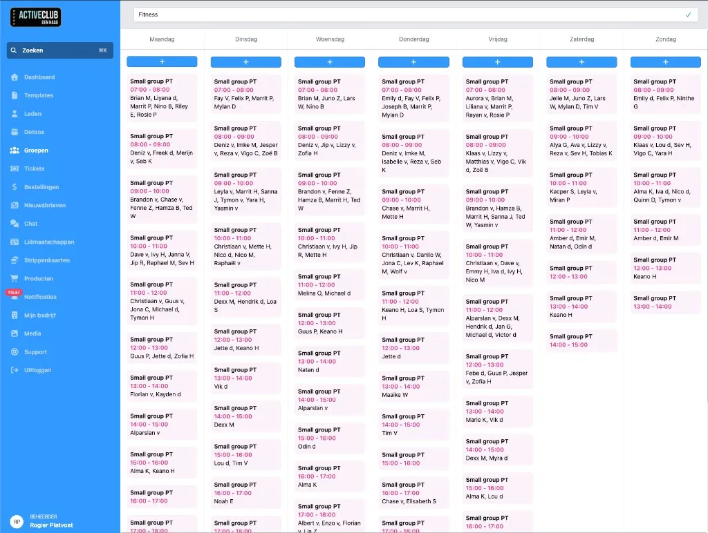 Screenshot van het DoToo groepen- en reeksenoverzicht met weekplanning van Small group PT